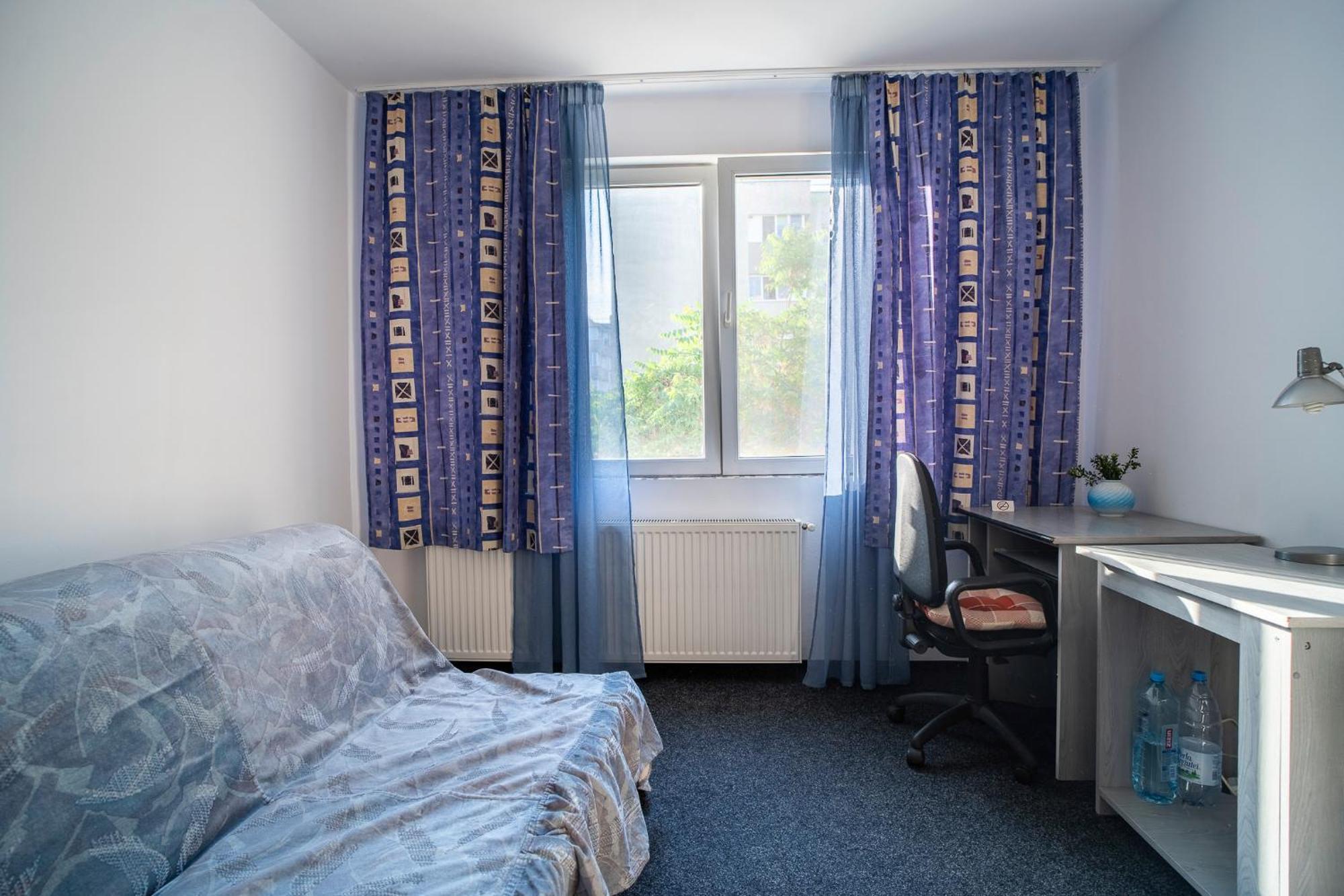 Rustic & Spacious 3Br Apartment Bucharest Luaran gambar